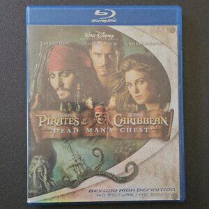 BLU RAY DISNEY PIRATES OF THE CARIBBEAN DEAD MAN'S CHEST